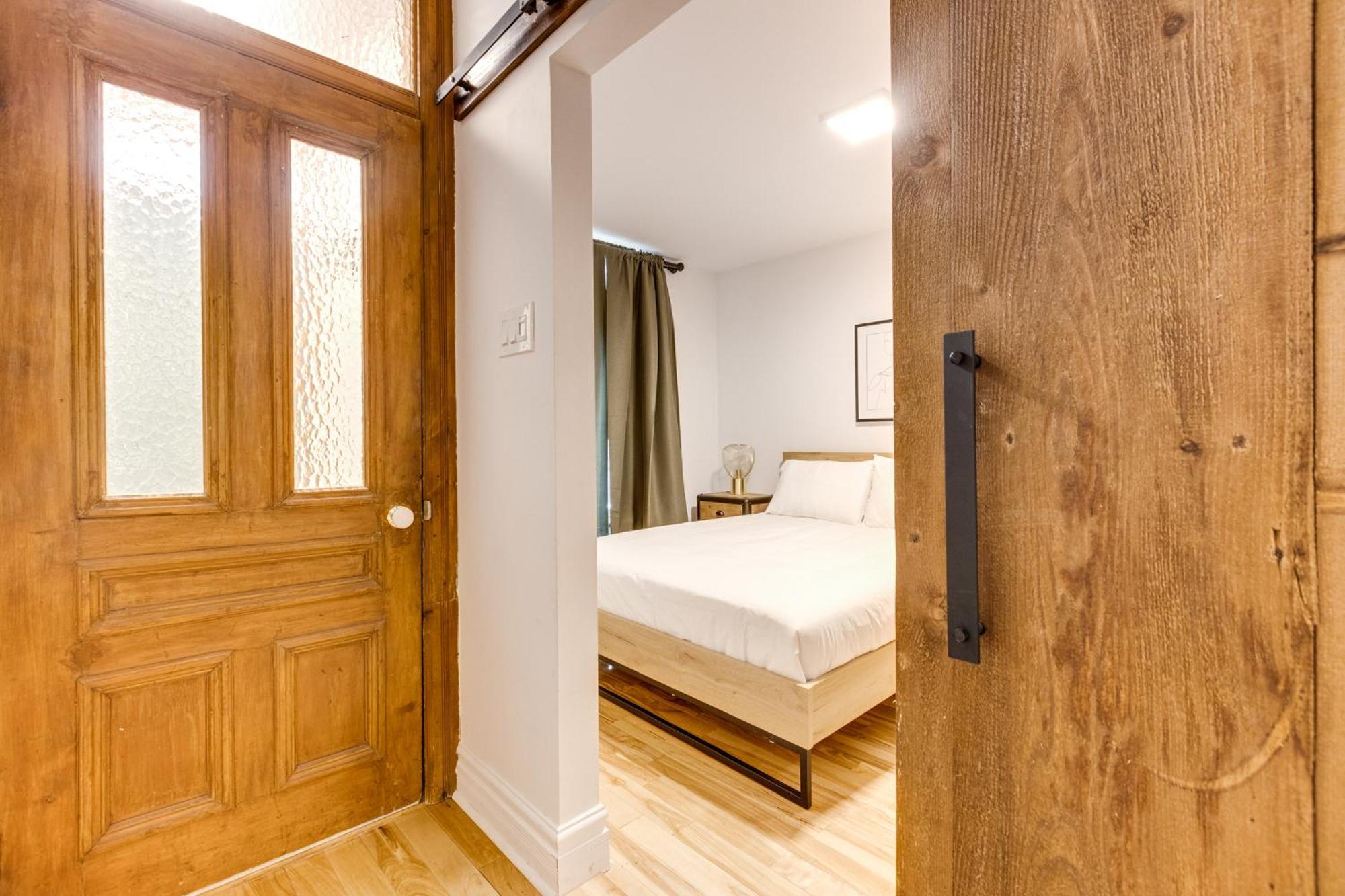 Apartement Saint Andre Montreal Bagian luar foto