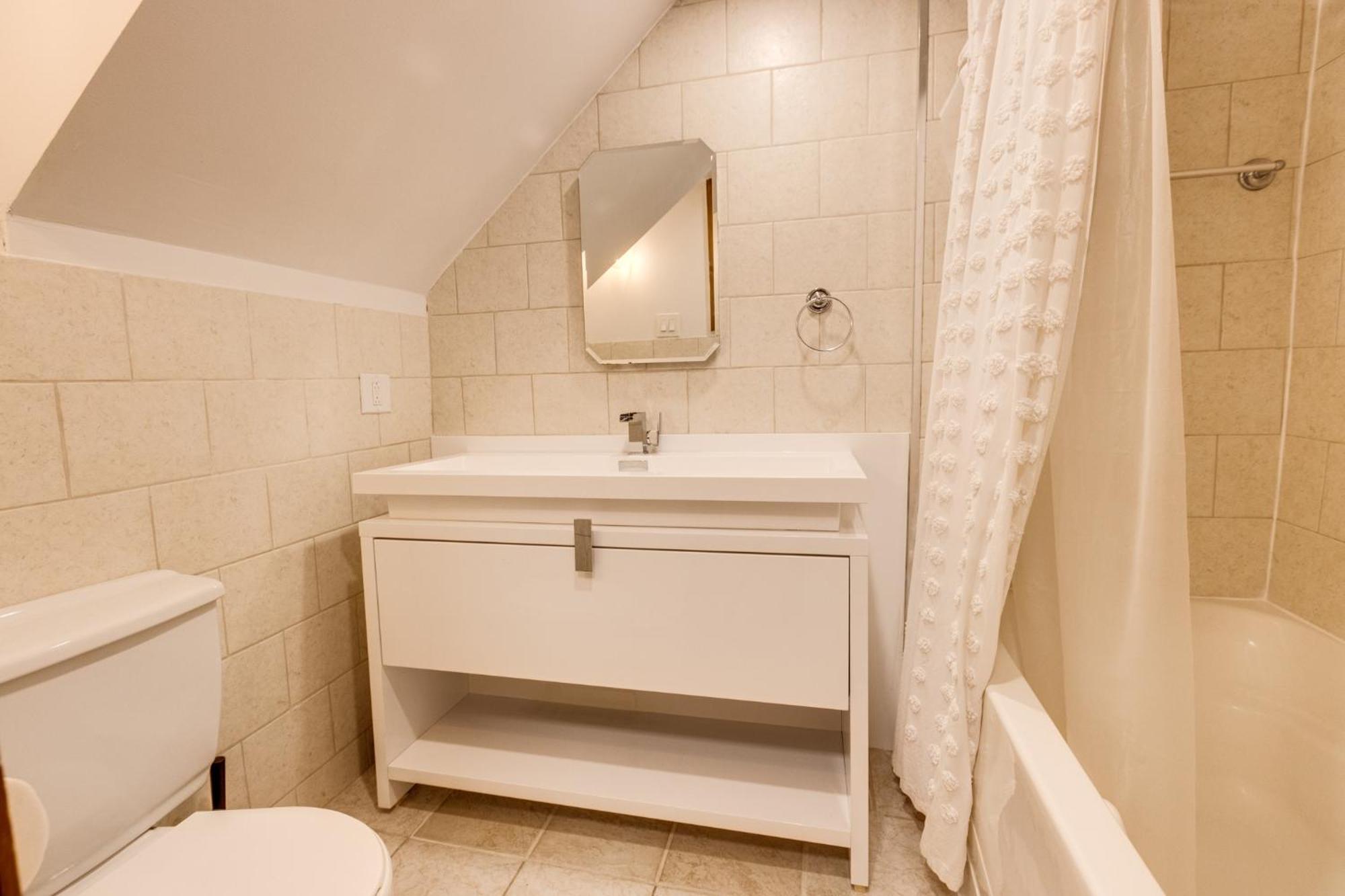 Apartement Saint Andre Montreal Bagian luar foto