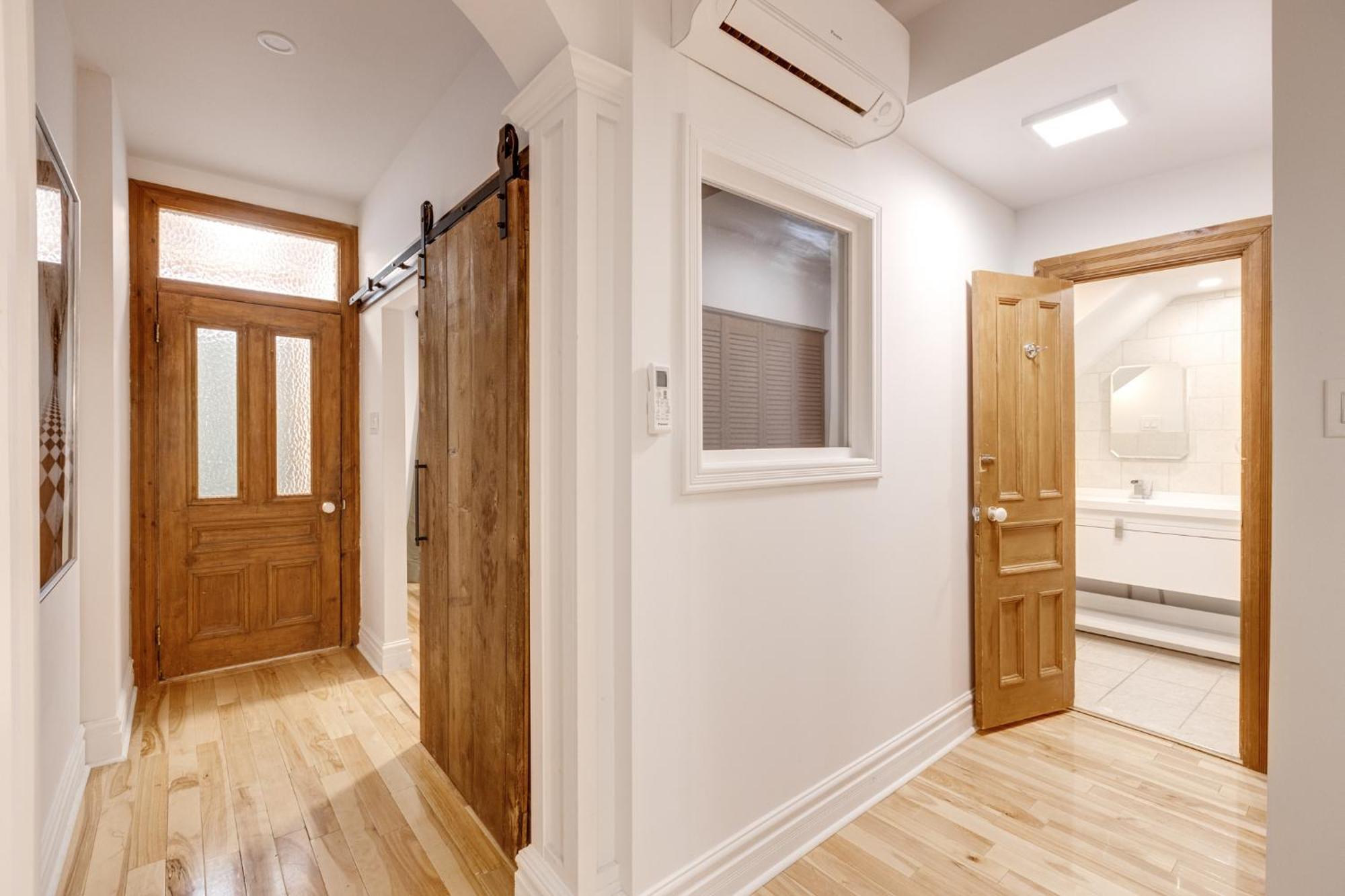 Apartement Saint Andre Montreal Bagian luar foto
