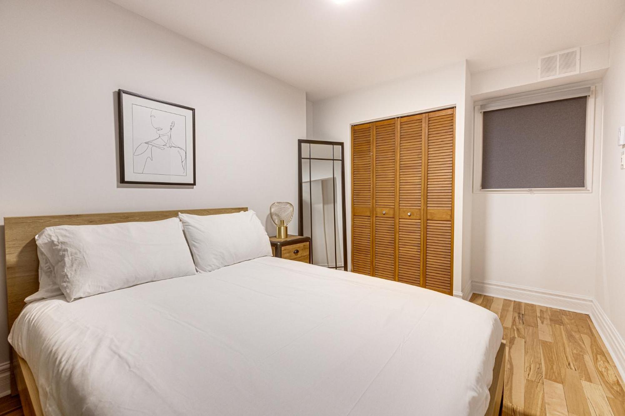 Apartement Saint Andre Montreal Bagian luar foto