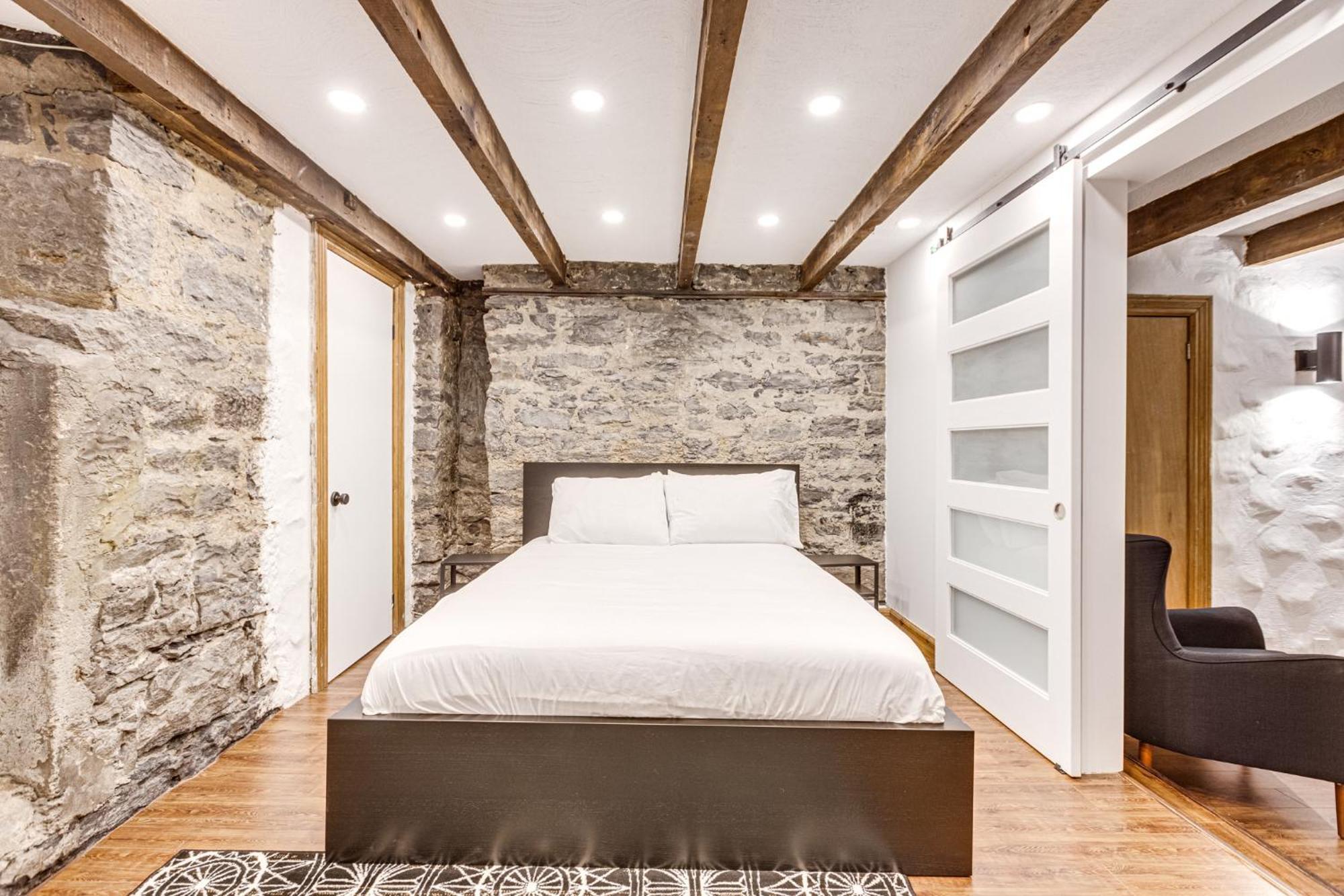 Apartement Saint Andre Montreal Bagian luar foto