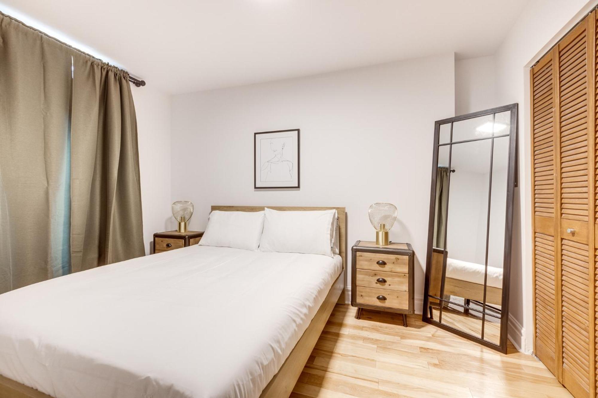 Apartement Saint Andre Montreal Bagian luar foto